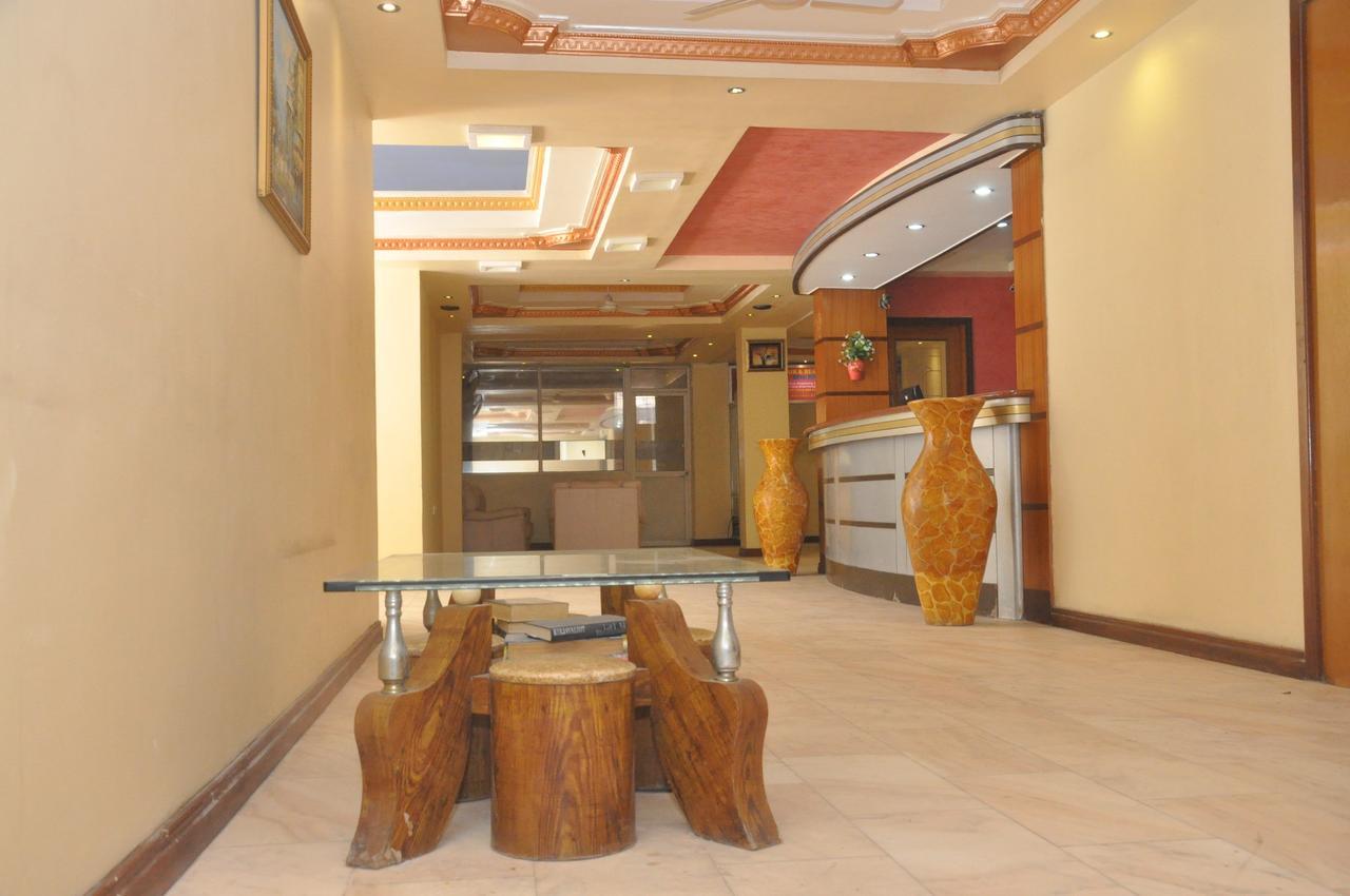 Iris Hotel Dar Es Salaam Esterno foto