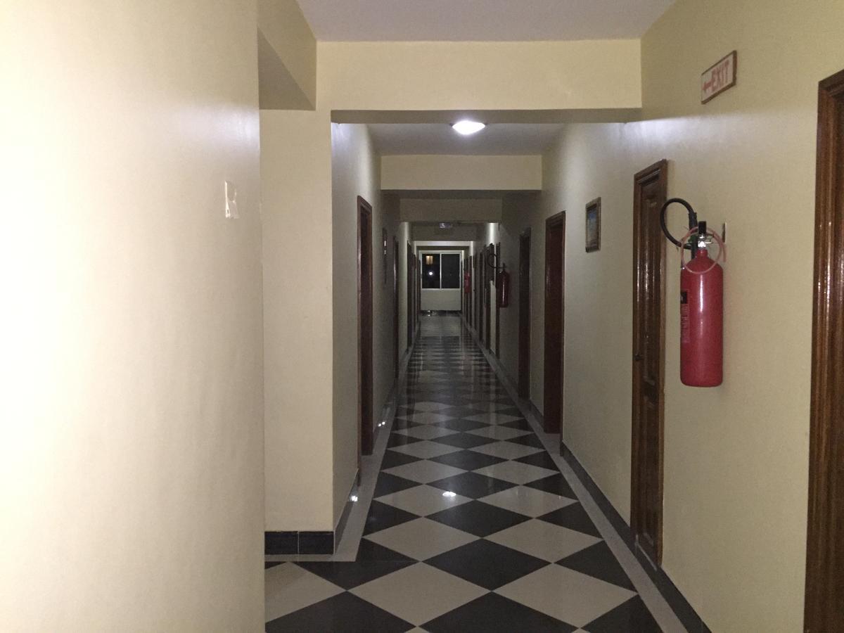 Iris Hotel Dar Es Salaam Esterno foto