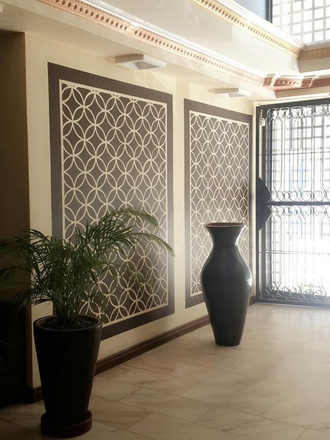 Iris Hotel Dar Es Salaam Esterno foto