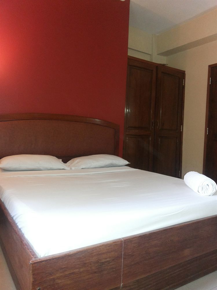 Iris Hotel Dar Es Salaam Esterno foto